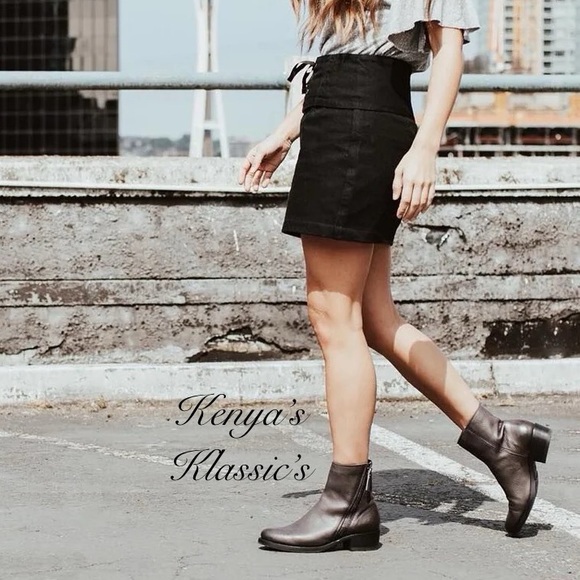 $358 Frye Demi Zip Bootie - Charcoal (Retail $358) - Picture 3 of 13